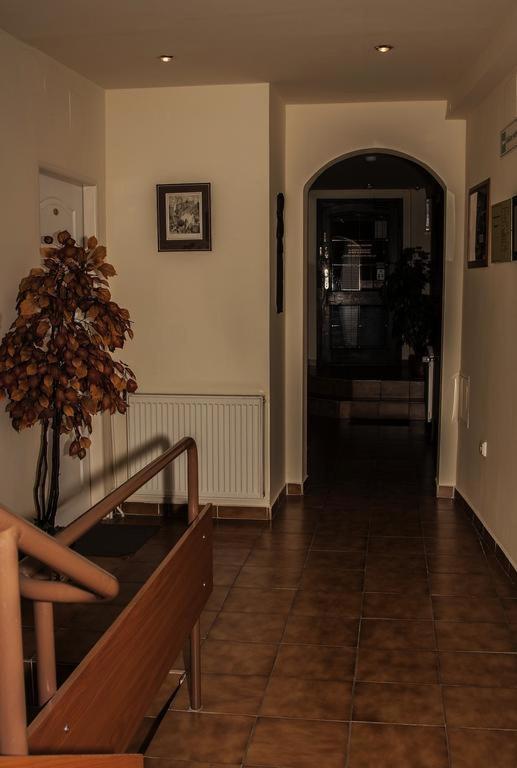 Penzion Pod Hradom Trenčín Extérieur photo